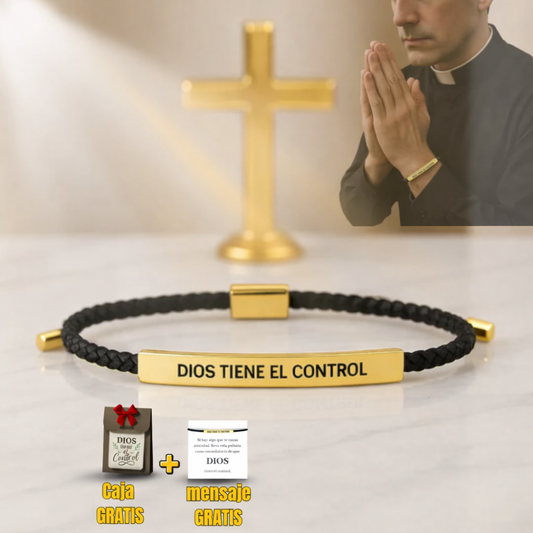 Faith Message Bracelet "God Is in Control" – Gift with Purpose